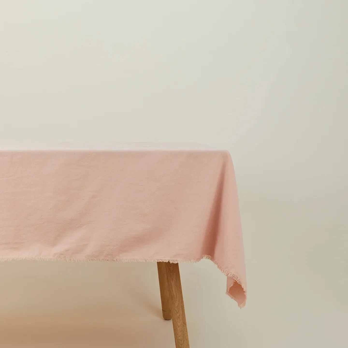 Essential Cotton Tablecloth (Blush)