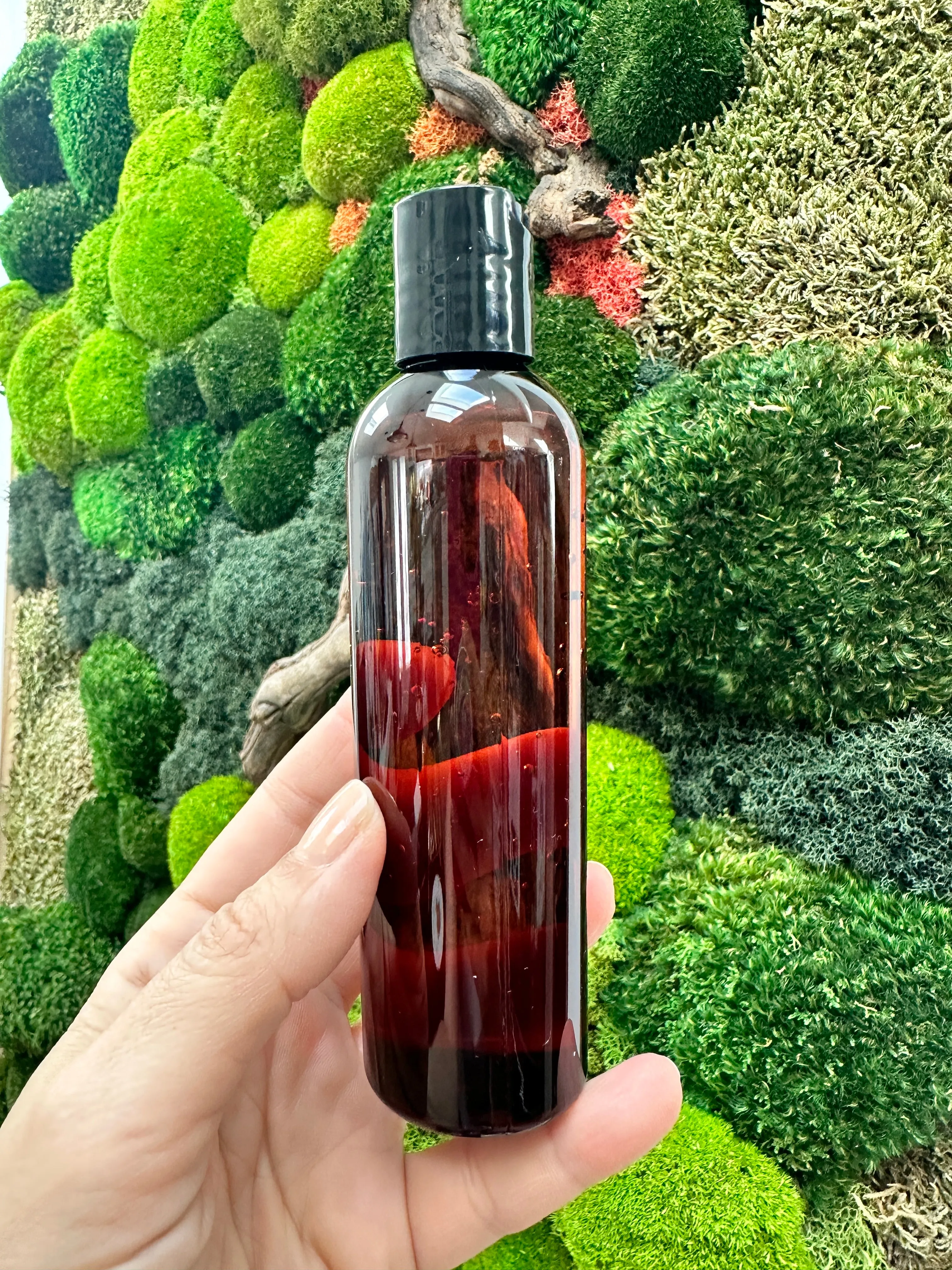 Helena Lane Nourishing Rose and Frankincense Hydrating Mist