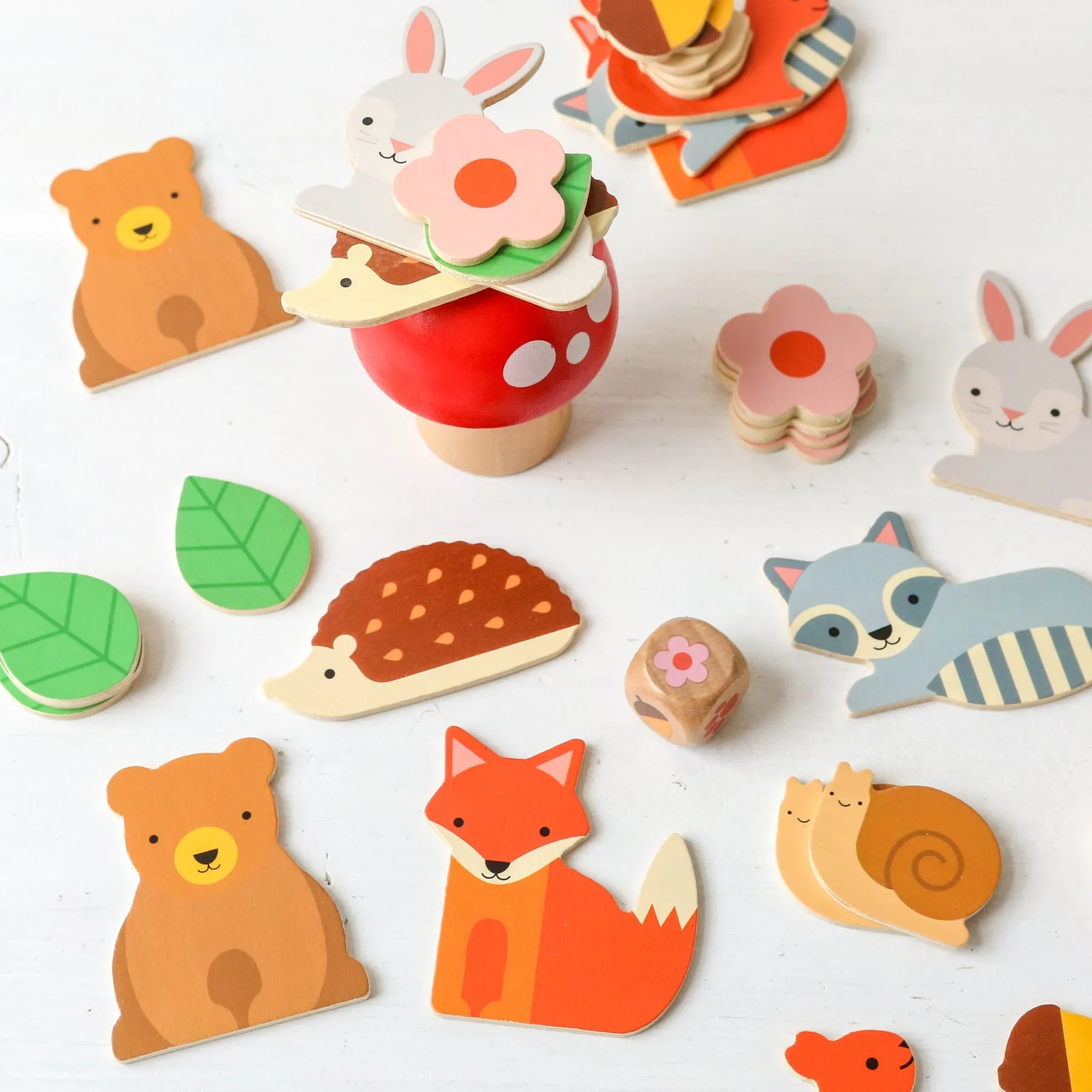 Woodland Wobble: A Wildlife Stacking Gameby Petit Collage